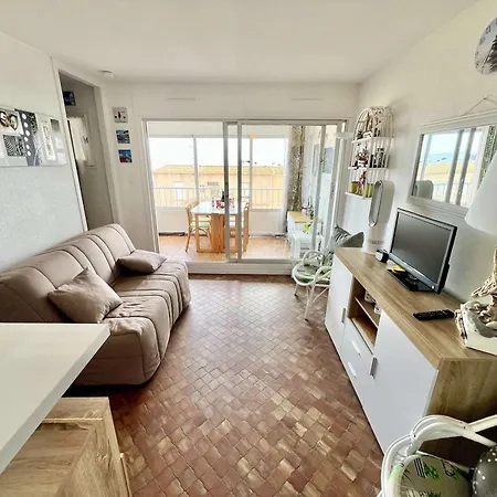 Cabine, Parking, Vue - 4 Pers. - Fr-1-702-77 Agde